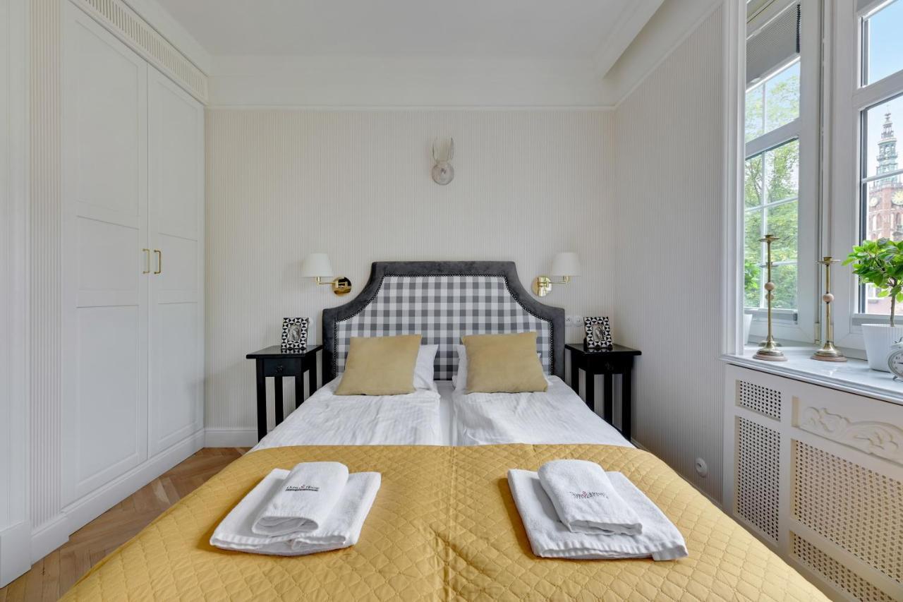 Dom & House - Old Town Swietego Ducha Apartment กดัญสก์ ภายนอก รูปภาพ