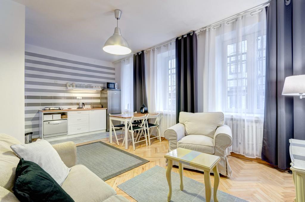 Dom & House - Old Town Swietego Ducha Apartment กดัญสก์ ภายนอก รูปภาพ