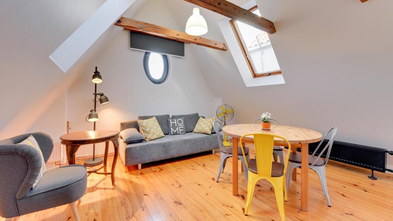 Dom & House - Old Town Swietego Ducha Apartment กดัญสก์ ภายนอก รูปภาพ